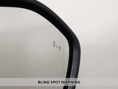 Used 2023 Ford Explorer XLT w/ Equipment Group 202A image 2