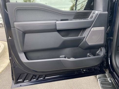 Used 2025 Ford F150 Lariat w/ Equipment Group 501A Mid AWD/4WD image 17