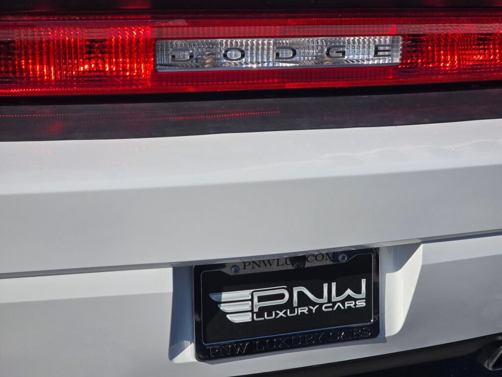 Used 2014 Dodge Challenger R/T RWD image 15