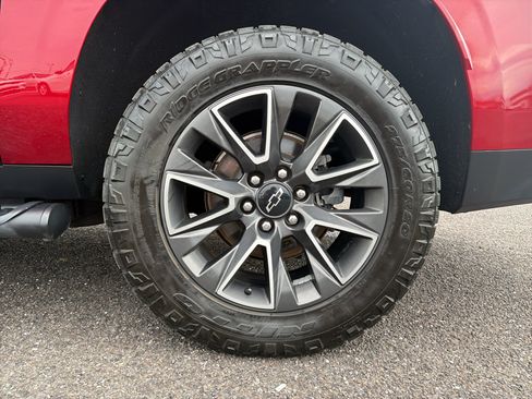 Used 2021 Chevrolet Suburban Z71 AWD/4WD image 25
