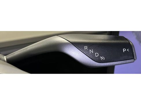 Used 2022 Tesla Model Y Performance AWD/4WD image 28