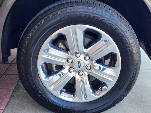 Used 2020 Ford F150 Lariat AWD/4WD image 4