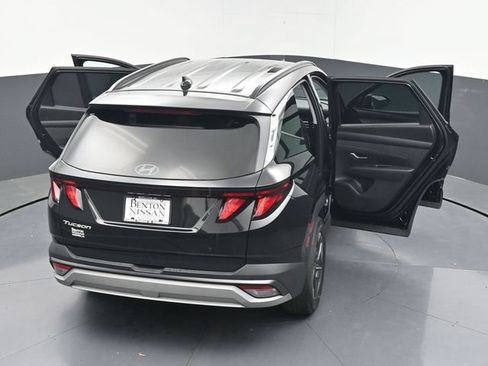 Used 2025 Hyundai Tucson SEL FWD image 45