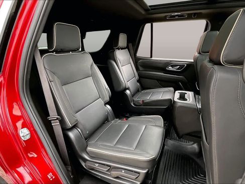 Certified 2024 GMC Yukon SLT w/ SLT Luxury Package RWD image 21