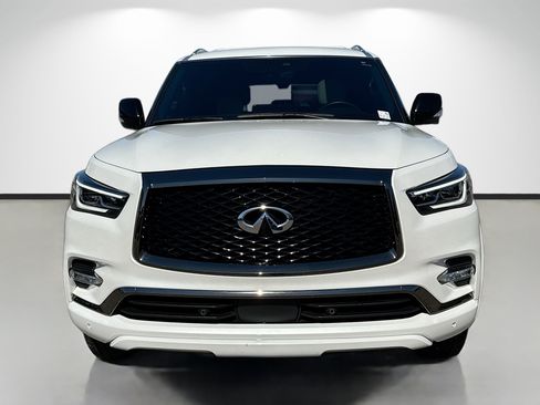 Used 2024 INFINITI QX80 Sensory image 8
