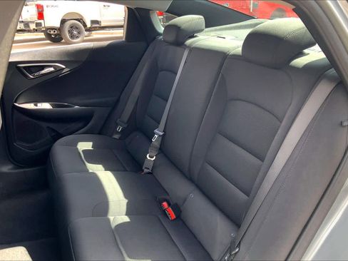Used 2025 Chevrolet Malibu LS image 21