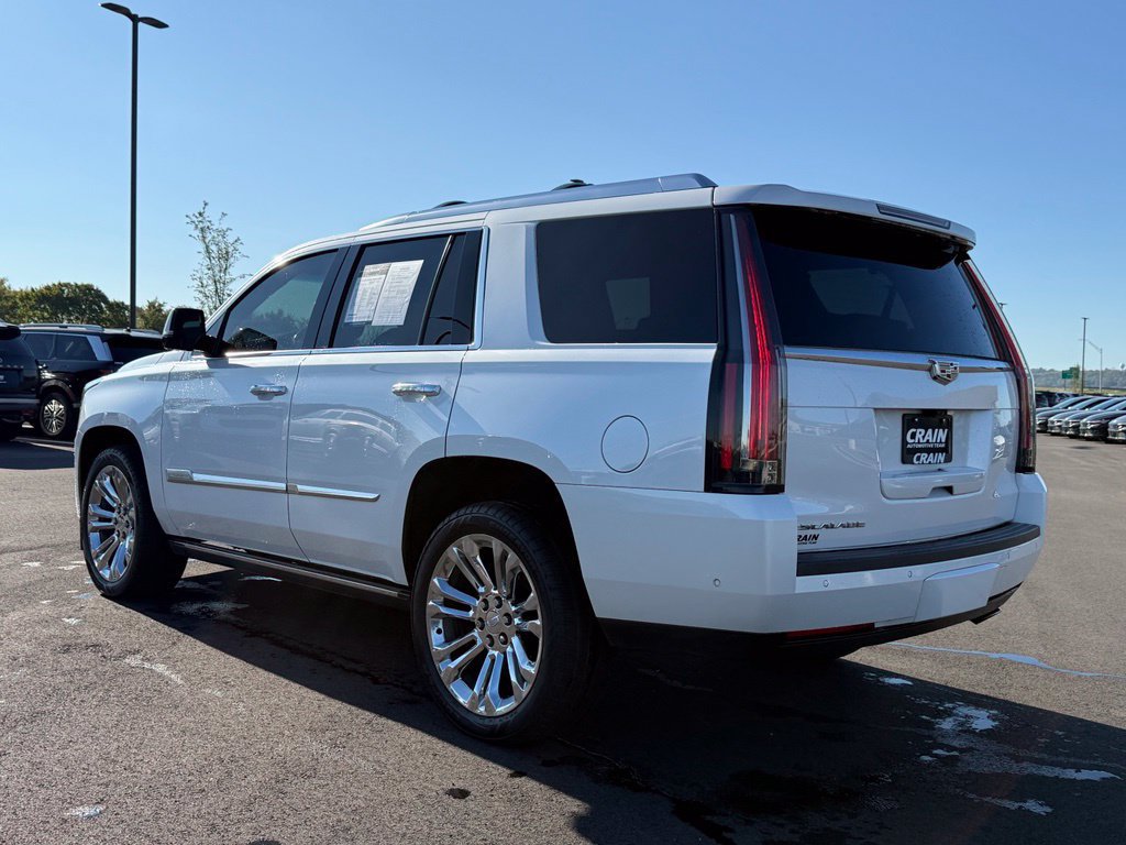 Used 2019 Cadillac Escalade Platinum AWD/4WD image 8