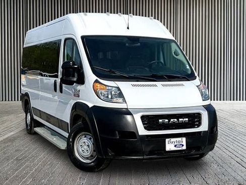 Used 2020 RAM ProMaster 2500 w/ Interior Convenience Group FWD image 11