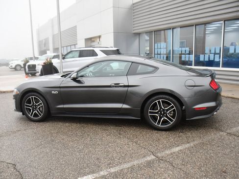 Used 2019 Ford Mustang GT image 3