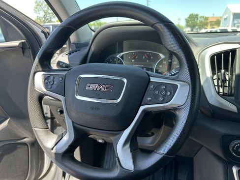 Used 2023 GMC Terrain SLE FWD image 8