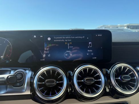 New 2026 Mercedes-Benz GLB 250 4MATIC image 12