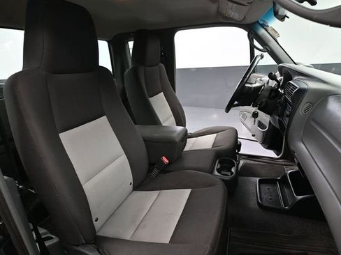 Used 2004 Ford Ranger XLT image 32
