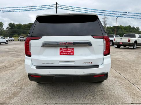 Used 2021 GMC Yukon AT4 w/ Rear Media and Nav Package AWD/4WD image 6