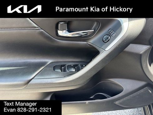 Used 2018 Nissan Altima 2.5 SL FWD image 17