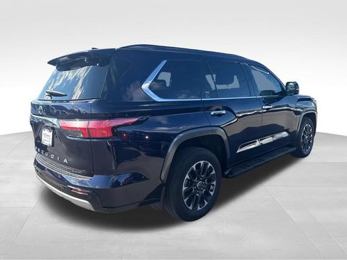 Used 2023 Toyota Sequoia Limited w/ Tow Technology Package AWD/4WD image 5