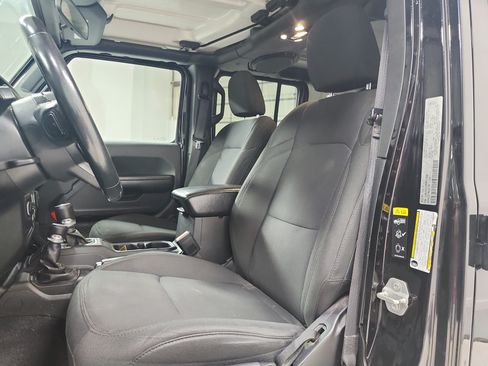 Used 2021 Jeep Wrangler Unlimited Sport AWD/4WD image 10