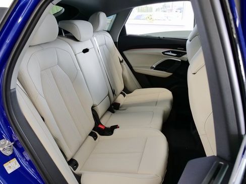 New 2025 Audi Q5 Premium Plus image 15