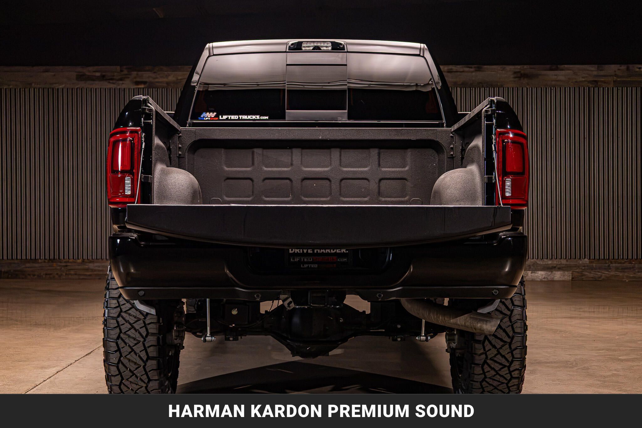 Used 2026 RAM 2500 Laramie AWD/4WD image 9