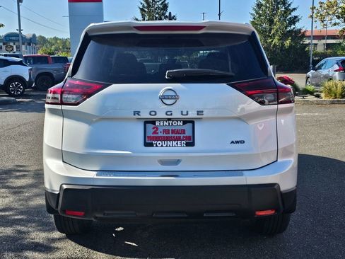 New 2026 Nissan Rogue SV w/ Cold Weather Package AWD/4WD image 6