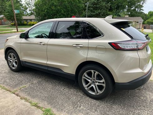 Used 2017 Ford Edge Titanium w/ Technology Package image 5