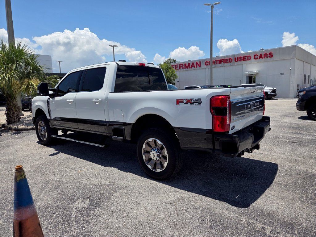Used 2025 Ford F250 King Ranch w/ FX4 Off-Road Package AWD/4WD image 12