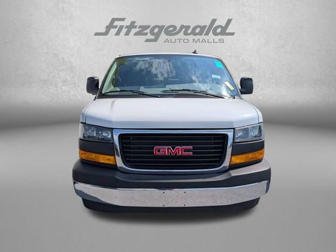 Used 2024 GMC Savana 2500 w/ Driver Convenience Package RWD image 2
