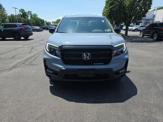 Used 2025 Honda Ridgeline Black Edition video 2