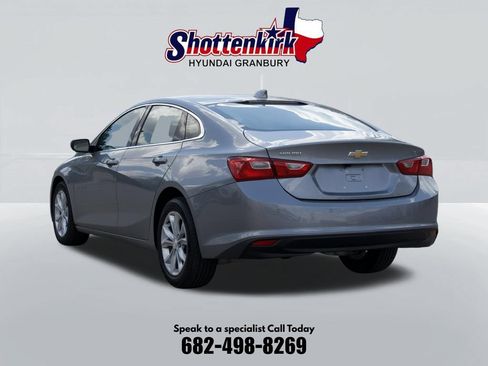 Used 2024 Chevrolet Malibu LT FWD image 8