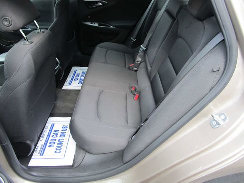 Used 2024 Chevrolet Malibu LT image 16