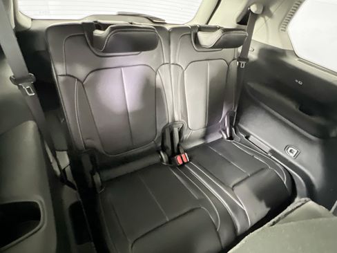 Used 2021 Jeep Grand Cherokee L Limited AWD/4WD image 26