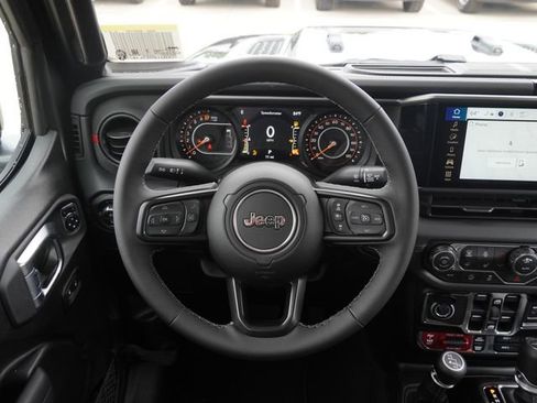New 2026 Jeep Gladiator Rubicon AWD/4WD image 16