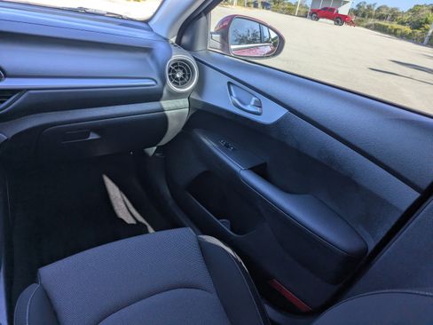 Certified 2023 Kia Forte LXS w/ LXS Technology Package image 18