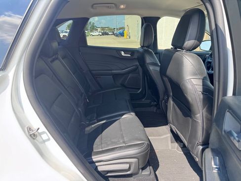 Used 2026 Ford Escape Platinum w/ Equipment Group 601A AWD/4WD image 4