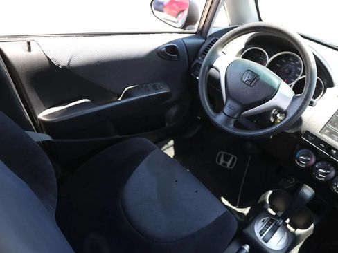 Used 2008 Honda Fit image 12