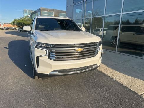Used 2022 Chevrolet Tahoe High Country w/ Max Trailering Package AWD/4WD image 7