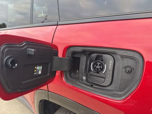 Used 2024 Jeep Wagoneer Launch Edition image 18