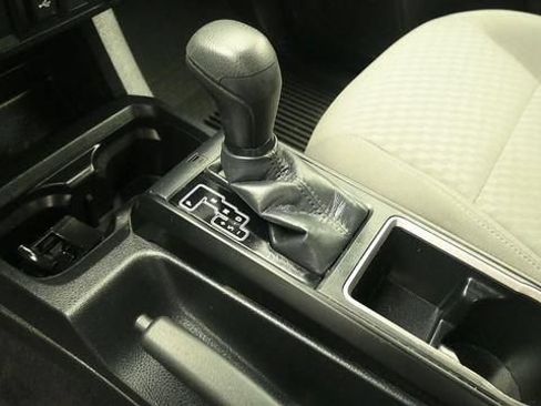 Used 2023 Toyota Tacoma SR AWD/4WD image 19