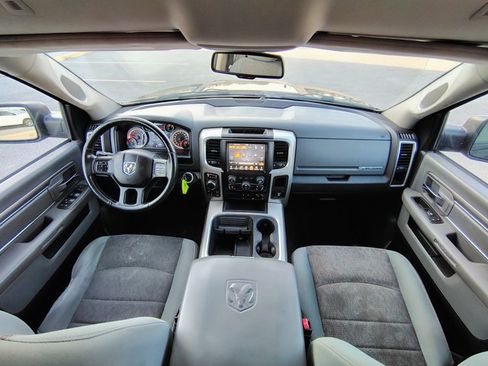Used 2017 RAM 1500 Big Horn AWD/4WD image 2