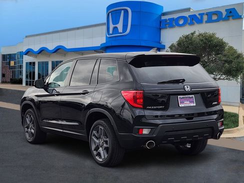 Used 2023 Honda Passport EX-L image 4