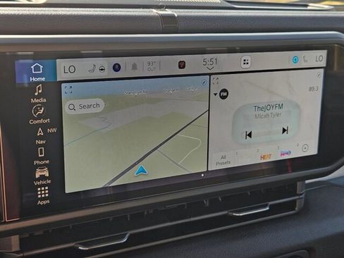 New 2025 Jeep Gladiator Willys image 8