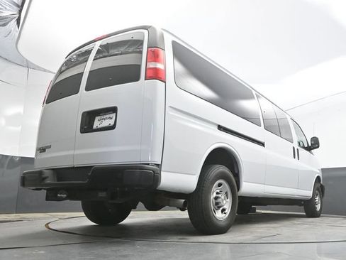 Used 2024 Chevrolet Express 3500 LS RWD image 38