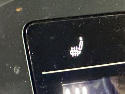 Used 2022 Volkswagen Tiguan SE R-Line image 15