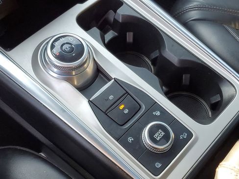 Used 2021 Ford Explorer Platinum AWD/4WD image 21