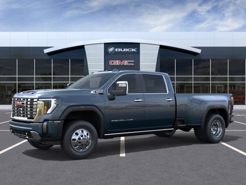 New 2026 GMC Sierra 3500 Denali w/ Denali Reserve Package AWD/4WD image 2