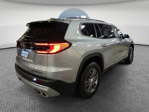 Certified 2025 GMC Acadia Elevation image 3