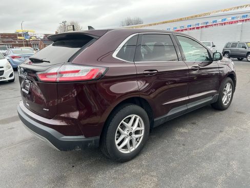 Used 2023 Ford Edge SEL image 6