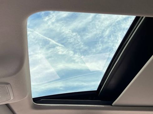 New 2025 Nissan Kicks SV w/ SV Premium Package image 20