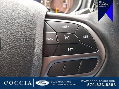 Used 2019 Jeep Cherokee Limited image 23