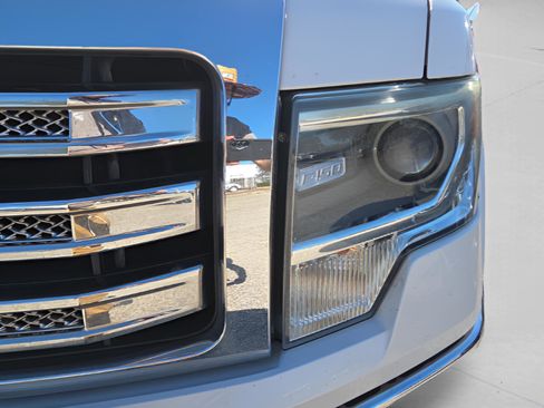 Used 2014 Ford F150 Lariat w/ Equipment Group 502A Luxury image 19