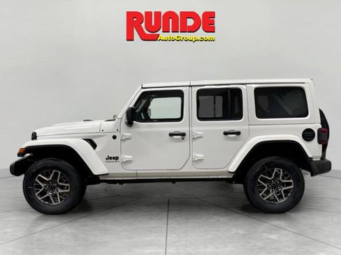 New 2025 Jeep Wrangler Sahara image 4